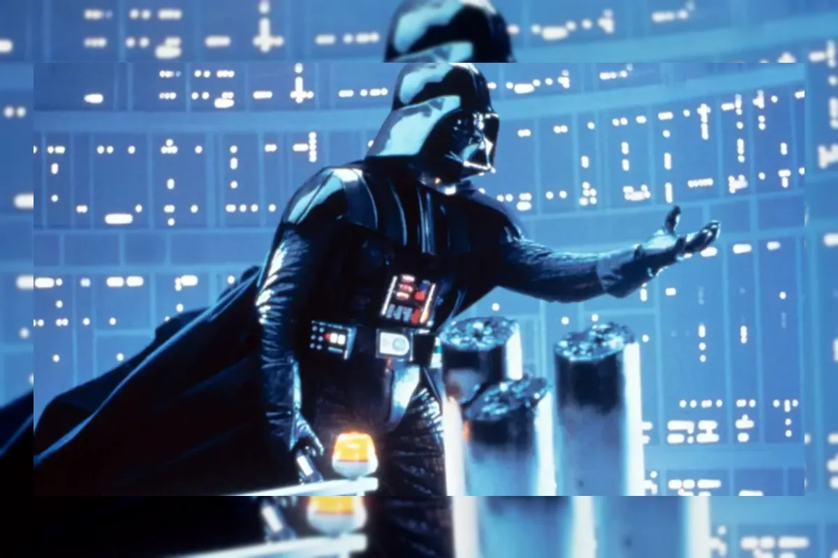 Kolektor Star Wars Kini Berburu Iklan Pajangan Kardus Klasik di Lelang