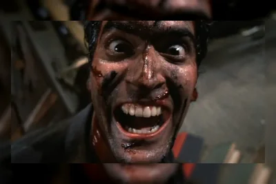 Kisah Sekuel Horor Texas Chainsaw Massacre Part 2 yang Meniru Trik Evil Dead 2