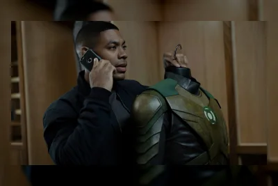 Lelucon Tersembunyi DC di Serial Lanterns Bikin Episode Pertama Lebih Lucu