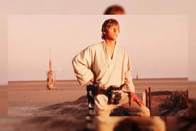 Aksi Mark Hamill Kalah Saing dari Detail Celana Figur Luke Skywalker Langka