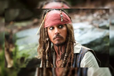 Johnny Depp Tandatangani Set Lego Black Pearl untuk Amal