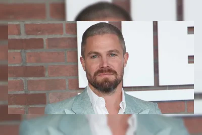 Serial Heels Dibintangi Stephen Amell Segera Tinggalkan Netflix Pekan Ini