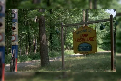 Perubahan Besar Lini Masa Terungkap dalam Trailer Serial Crystal Lake