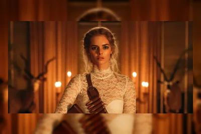 Aksi Samara Weaving di Ready or Not Buktikan Kelayakannya Bergabung dengan MCU