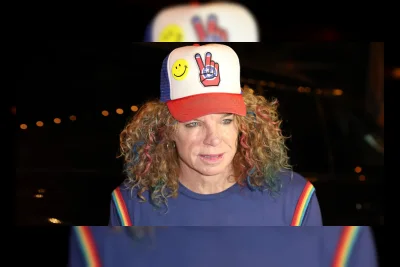 Komedian Carrot Top Dirawat di Rumah Sakit Usai Percobaan Bunuh Diri