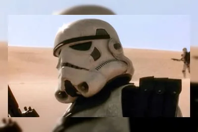 Protokotip Helm Asli Stormtrooper Star Wars Masuk Lelang Mulai $2.500