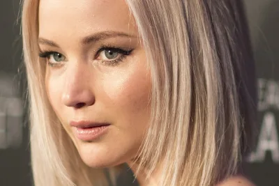 Kembalinya Katniss: Cerita Jennifer Lawrence di Balik Sunrise on the Reaping