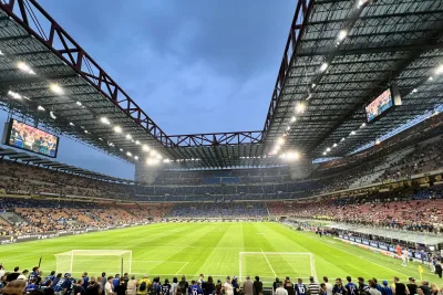 Derby della Madonnina: Milan Andalkan Rekor, Inter Andalkan Momentum