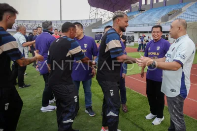 Persita Hancurkan Persik 5-1: Ramalingom Dua Gol, Ganet Tiga Gol