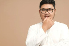 Kuliah Berasa Masuk Dunia Kerajaan! Dosen Silvandrie Abriyan Hanya Mau Dipanggil 'Yang Mulia' Oleh Mahasiswanya, Simak Inilah Profilnya