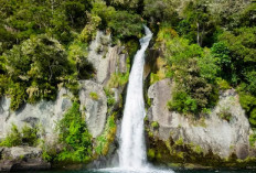 Cantiknya Bikin Pusing! Panorama Air Terjun di Sumatera Utara, Tingginya 120 Meter