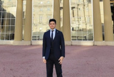 Jadi Perbincangan Warganet! Siapa Sosok Tengku Hassanal? Pangeran Malaysia yang Viral Sebab Ketampanannya, Gak Kalah dari Abdul Mateen