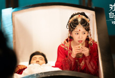 Info Terkini! Bocoran Sinopsis Drama China Dramatic Self Help Strategy (2023) Episode 21 Sub Indo - Li Wei Wei Terperangkap dalam Tubuh Seseorang